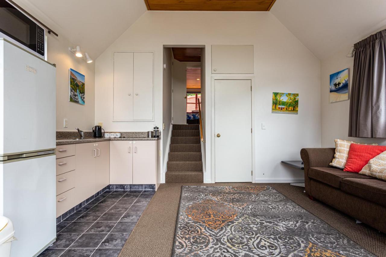 Hot Tub And Views Over Central Queenstown - Entire Holiday House Εξωτερικό φωτογραφία