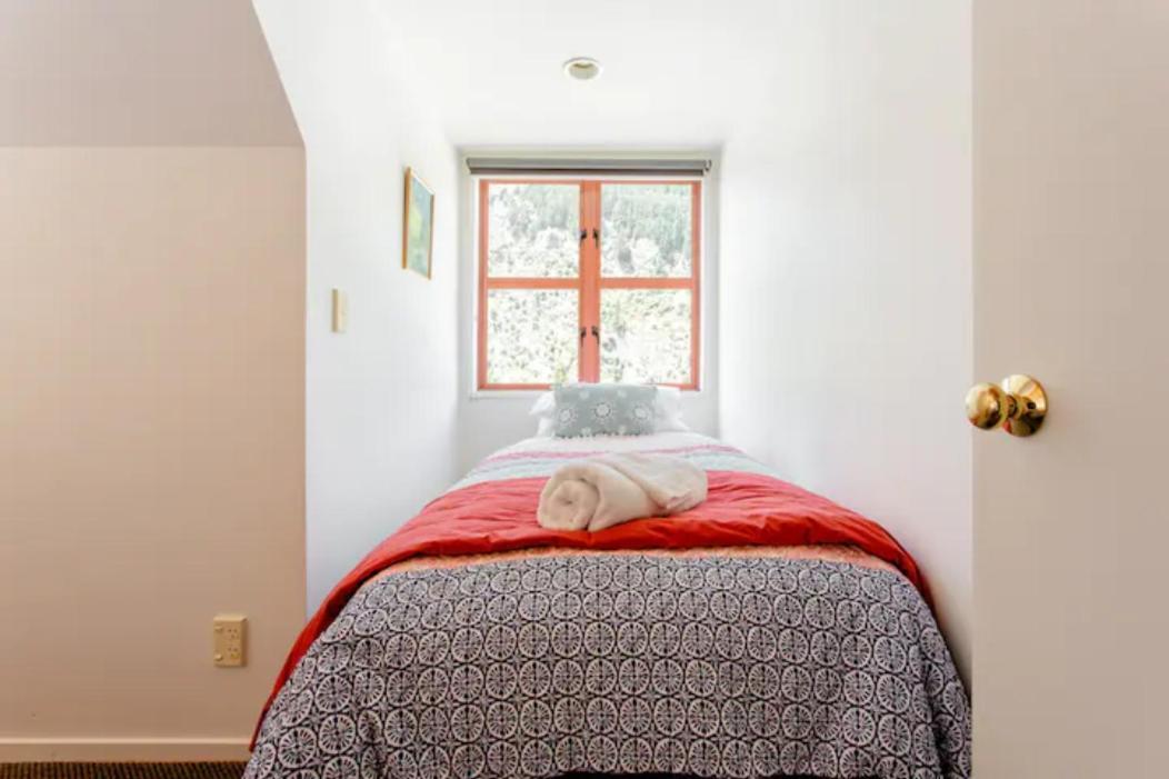 Hot Tub And Views Over Central Queenstown - Entire Holiday House Εξωτερικό φωτογραφία